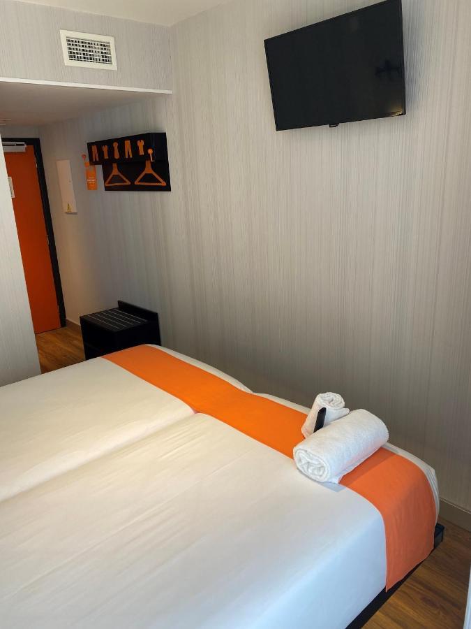 Easyhotel Lisbon Bagian luar foto